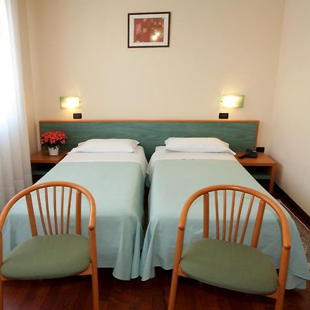 Hotel Valbrenta リーメナ エクステリア 写真