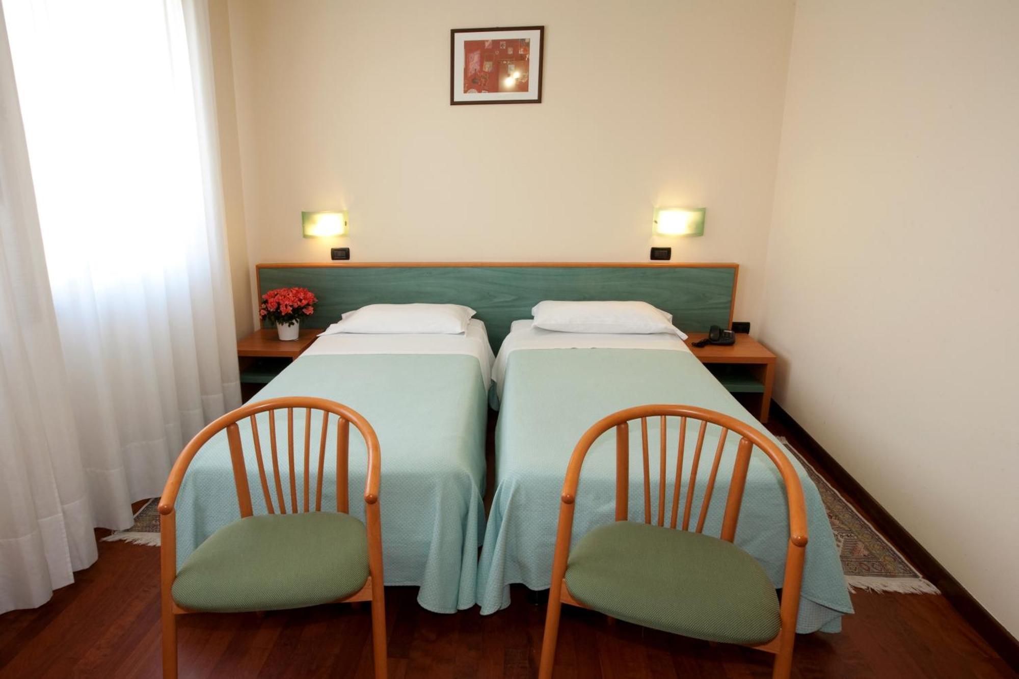 Hotel Valbrenta リーメナ エクステリア 写真