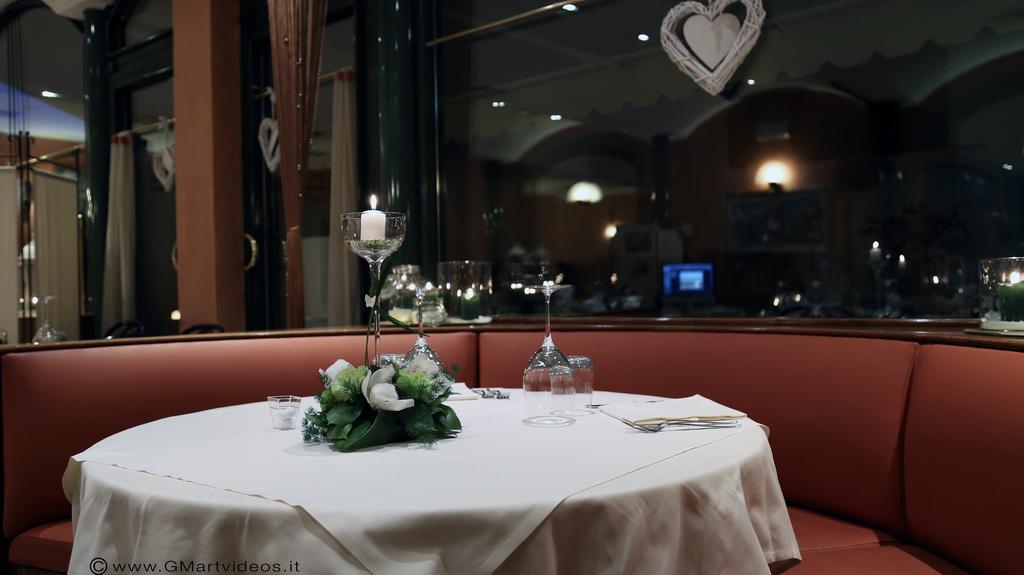 Hotel Valbrenta リーメナ エクステリア 写真